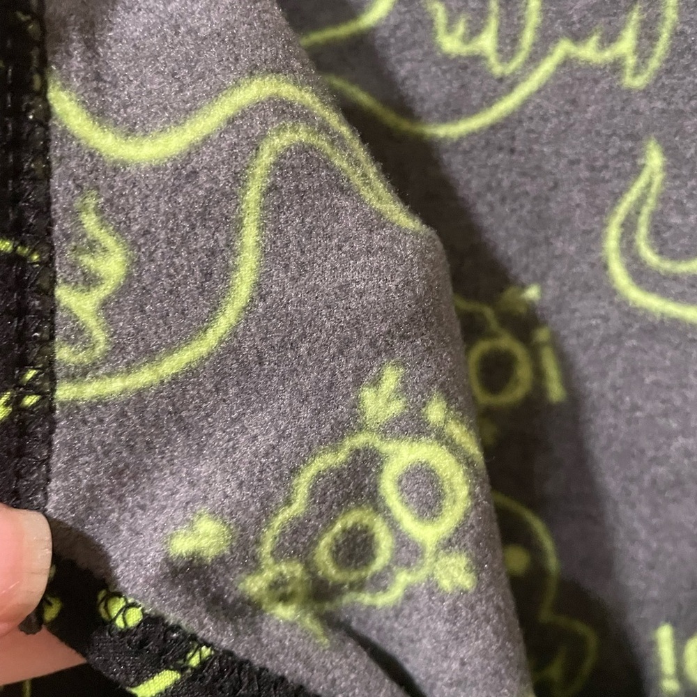 Shosho Halloween Ghost Black and Green Boo Print Romper - Picture 4 of 6